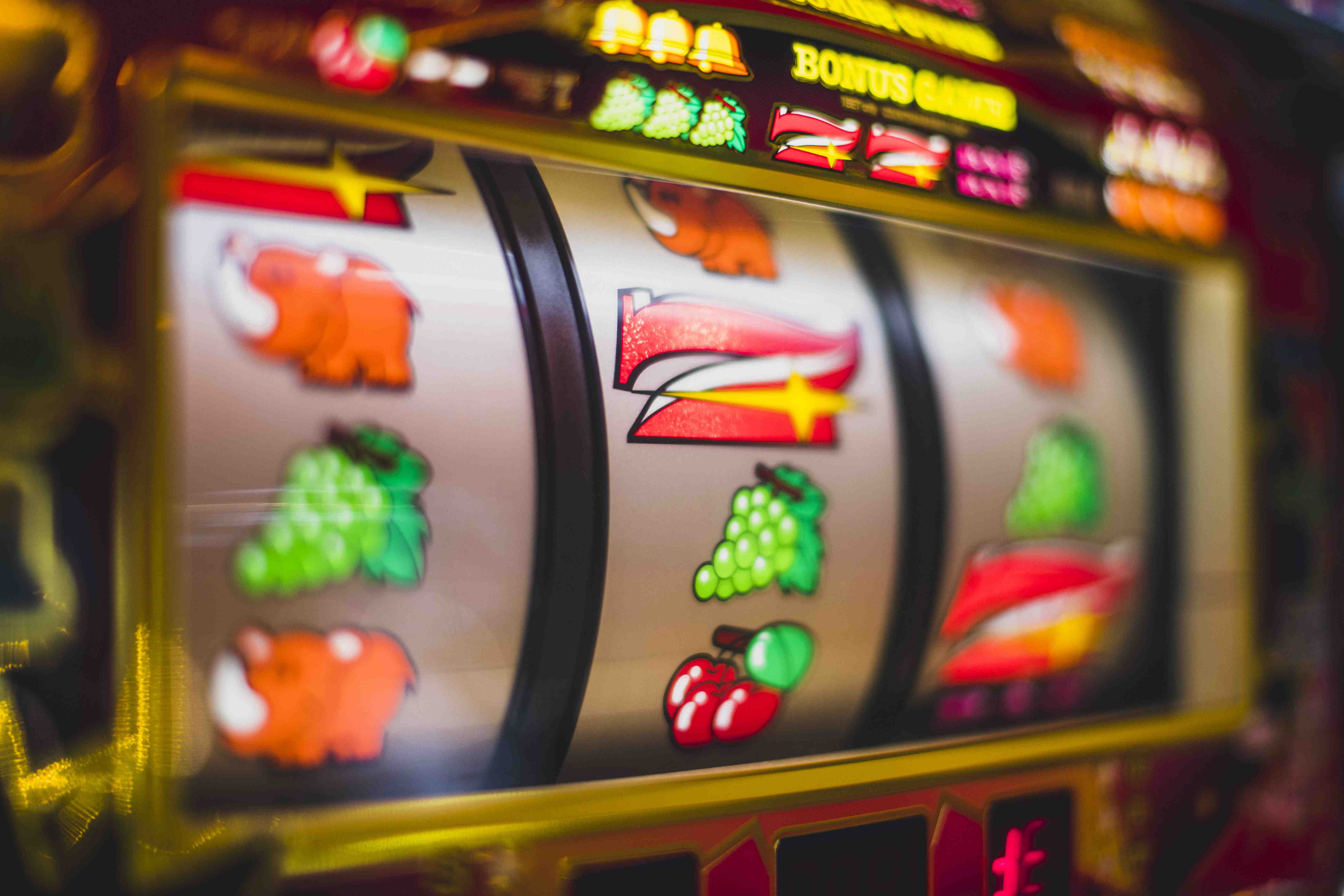 q79111 မြန်မာ ကစားသမားများအတွက် Sportsbook ပလက်ဖောင်း ကစားနေသောမြင်ကွင်း